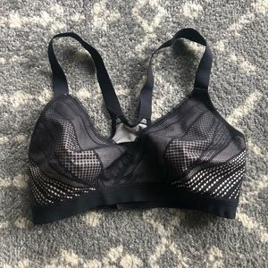 Lululemon cupped sports bra - 32DD